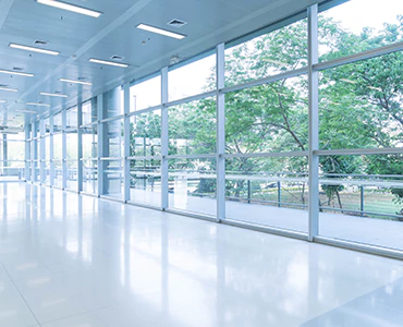 emergency glass repair in Golden Glades, FL